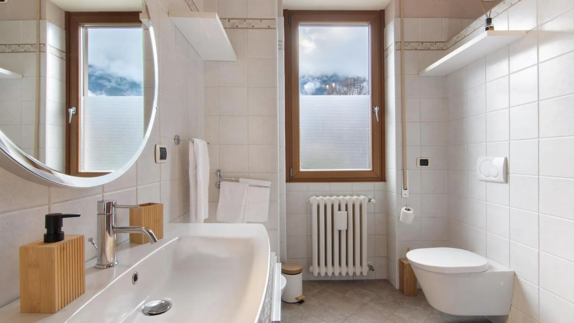 Como Lake Home Colico Apartman